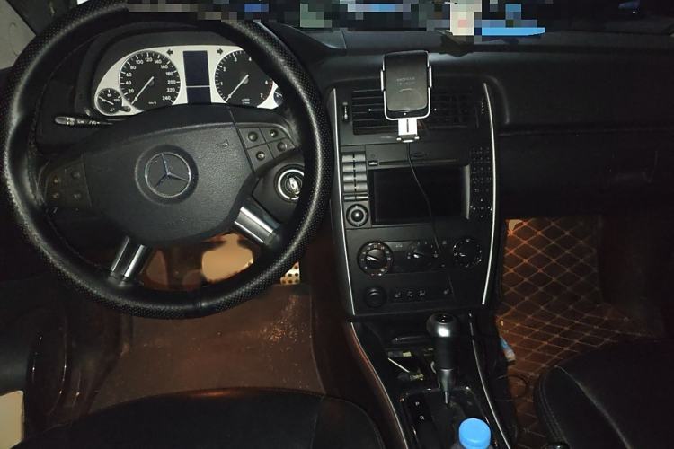 Used Mercedes-Benz B-Class 2009 B 200 Luxury Model Interior 2