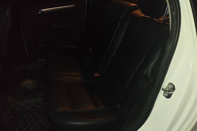 Used Mercedes-Benz B-Class 2009 B 200 Luxury Model Interior 4