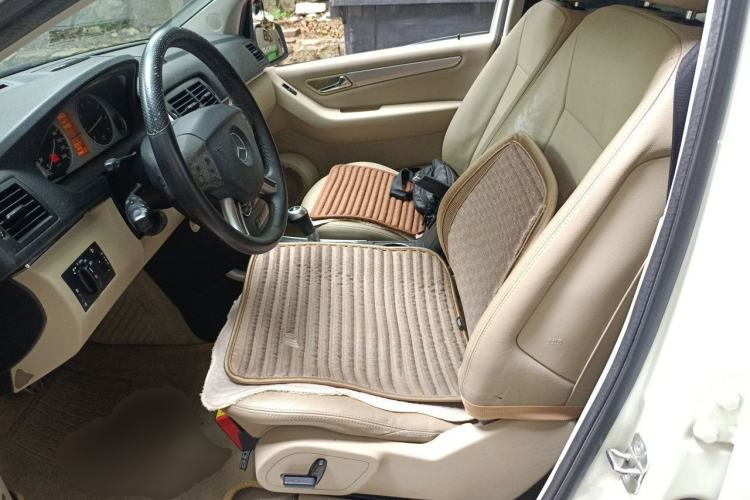Used Mercedes-Benz B-Class 2009 B 200 Fashion Model Left Front Seat