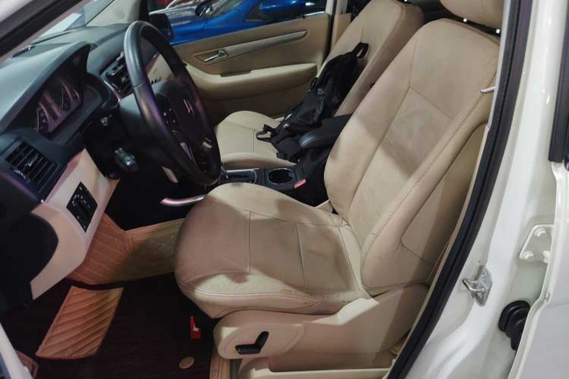 Used Mercedes-Benz B-Class 2009 B 200 Fashion Model Left Front Seat