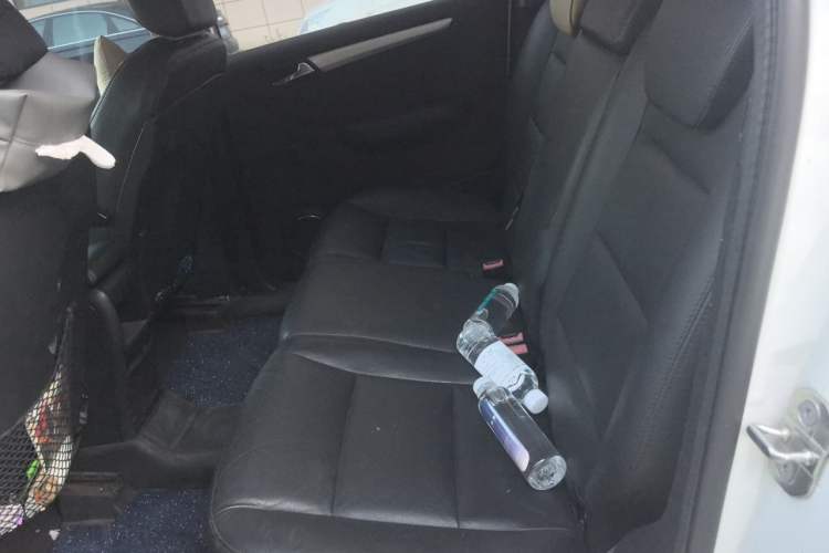 Used Mercedes-Benz B-Class 2009 B 200 Fashion Model Left Rear Seat