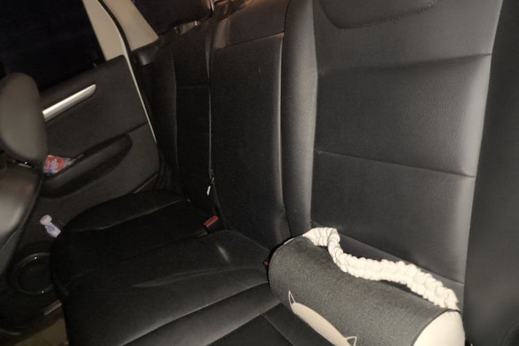 Used Mercedes-Benz B-Class 2009 B 200 Fashion Model Left Rear Seat