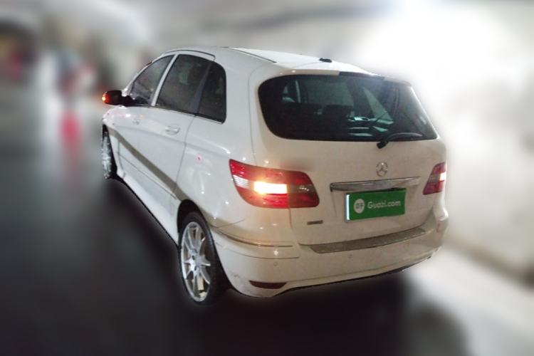 Used Mercedes-Benz B-Class 2009 B 200 Fashion Model Rear Left 45 Deg