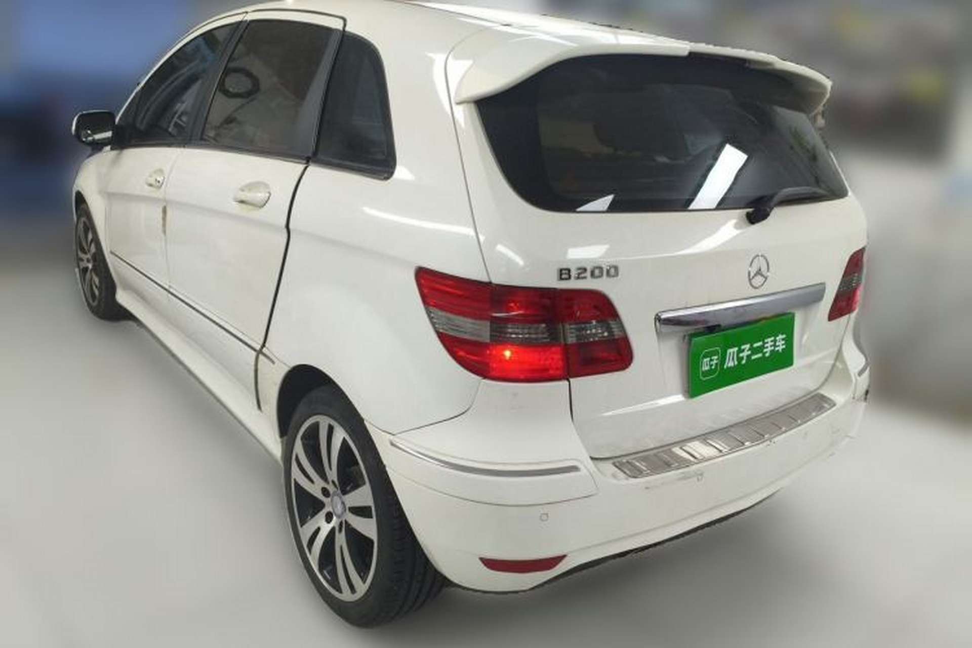 Used Mercedes-Benz B-Class 2009 B 200 Luxury Model Rear Left 45 Deg