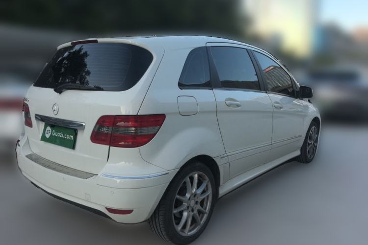 Used Mercedes-Benz B-Class 2009 B 200 Fashion Model Rear Right 45 Deg