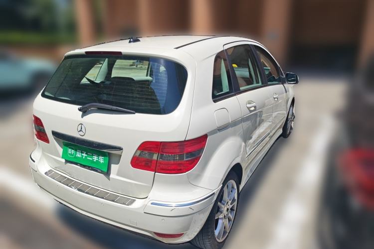 Used Mercedes-Benz B-Class 2009 B 200 Fashion Model Rear Right 45 Deg