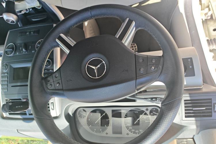 Used Mercedes-Benz B-Class 2009 B 200 Fashion Model Steering Wheel