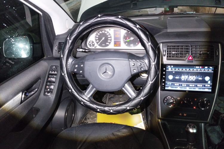 Used Mercedes-Benz B-Class 2009 B 200 Fashion Model Steering Wheel
