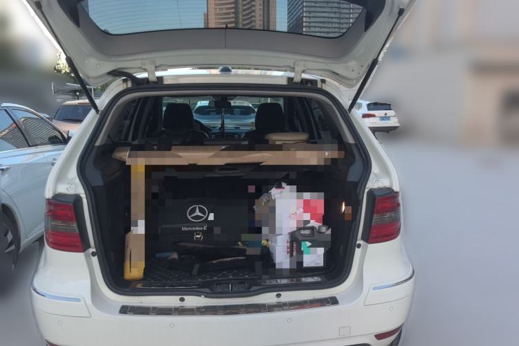 Used Mercedes-Benz B-Class 2009 B 200 Fashion Model Trunk