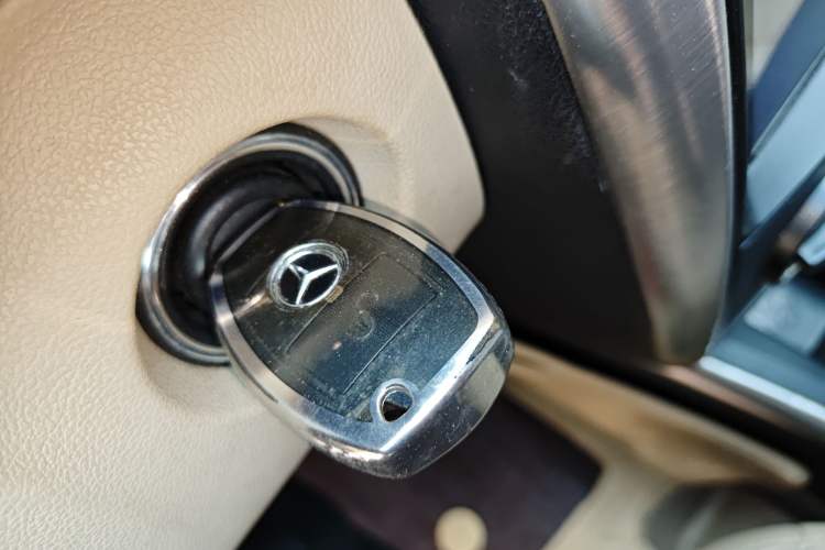 Used Mercedes-Benz B-Class 2009 B 200 Fashion Model Vehicle Key
