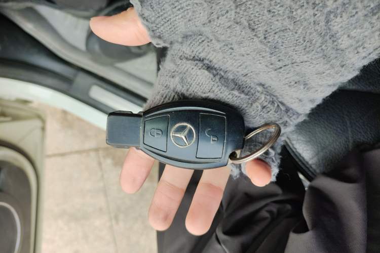 Used Mercedes-Benz B-Class 2009 B 200 Sport Edition Vehicle Key