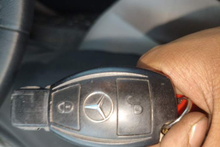 Used Mercedes-Benz B-Class 2009 B 200 Luxury Model Vehicle Key