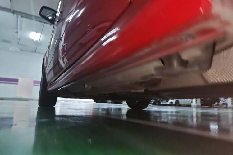 Used Mercedes-Benz B-Class  Chassis Rear Left