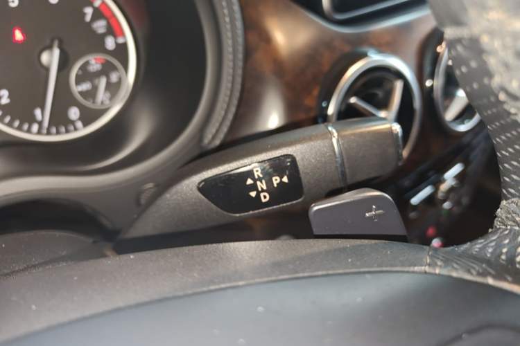 Used Mercedes-Benz B-Class 2012 B 200 Gear Lever