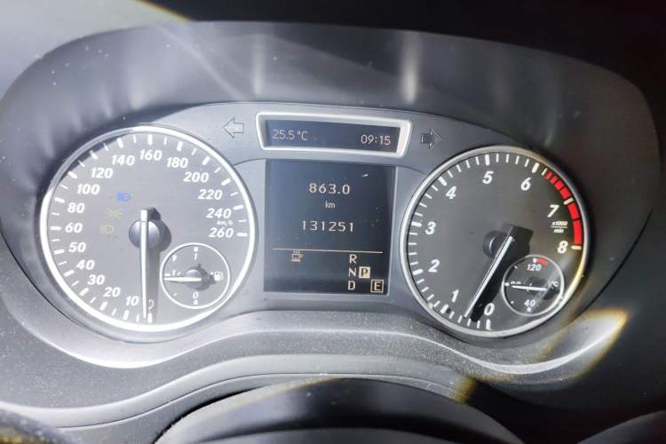 Used Mercedes-Benz B-Class 2012 B 180 Instrument Cluster