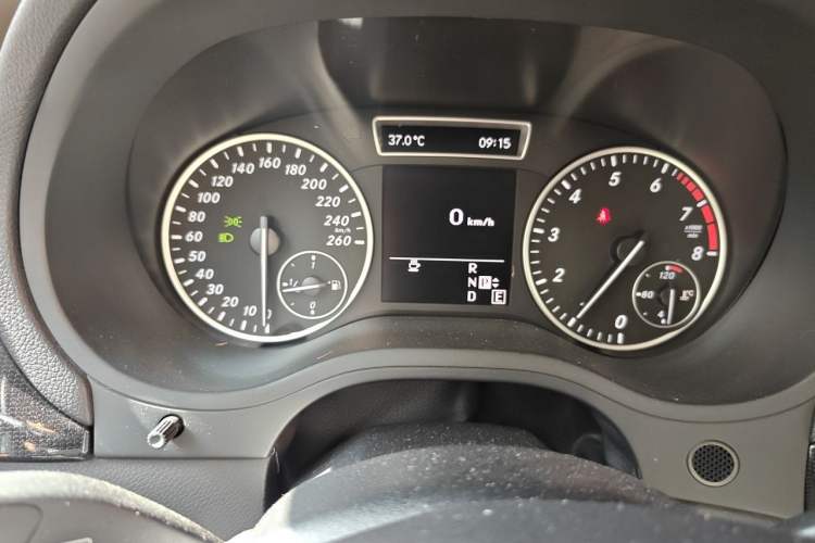 Used Mercedes-Benz B-Class 2012 B 180 Instrument Cluster