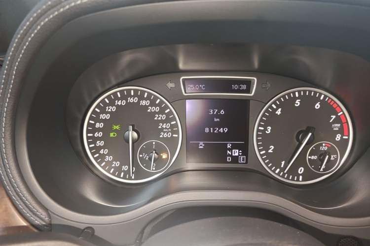 Used Mercedes-Benz B-Class 2012 B 200 Instrument Cluster
