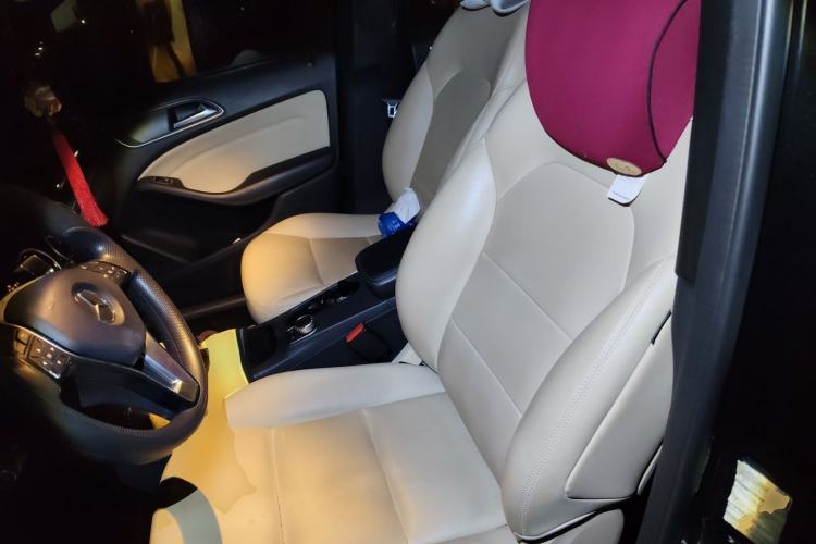 Used Mercedes-Benz B-Class 2012 B 180 Left Front Seat