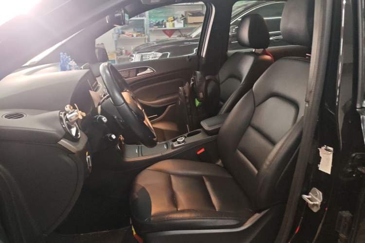 Used Mercedes-Benz B-Class 2012 B 200 Left Front Seat