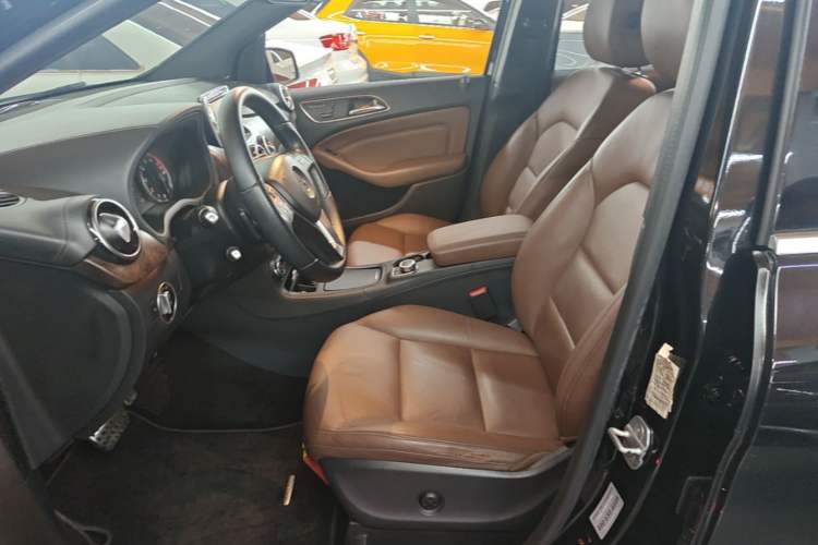 Used Mercedes-Benz B-Class 2012 B 200 Left Front Seat