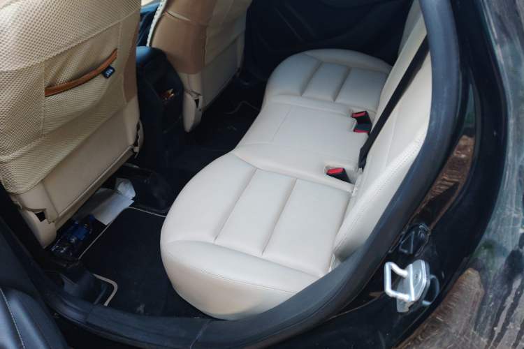 Used Mercedes-Benz B-Class 2012 B 180 Left Rear Seat