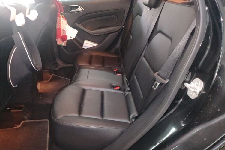 Used Mercedes-Benz B-Class 2012 B 200 Left Rear Seat