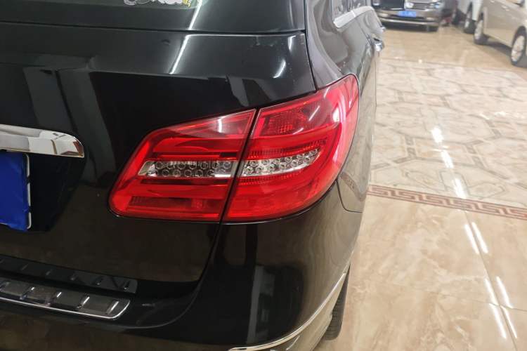 Used Mercedes-Benz B-Class 2012 B 200 Right Rear Taillight