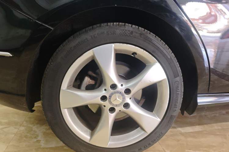 Used Mercedes-Benz B-Class 2012 B 200 Right Rear Wheel Hub