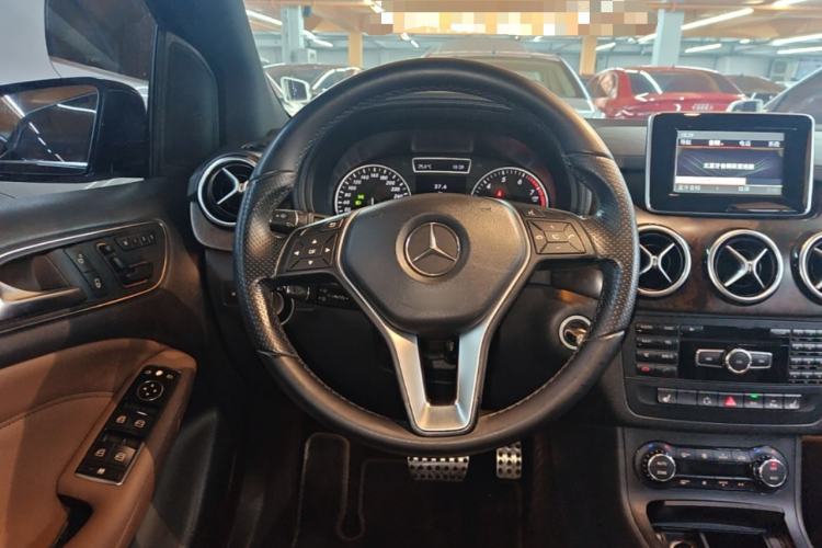 Used Mercedes-Benz B-Class 2012 B 200 Steering Wheel