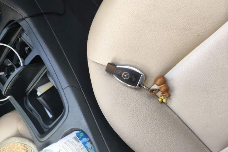 Used Mercedes-Benz B-Class 2012 B 180 Vehicle Key