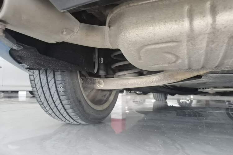 Used Mercedes-Benz B-Class 2012 B 200 Chassis Rear Left