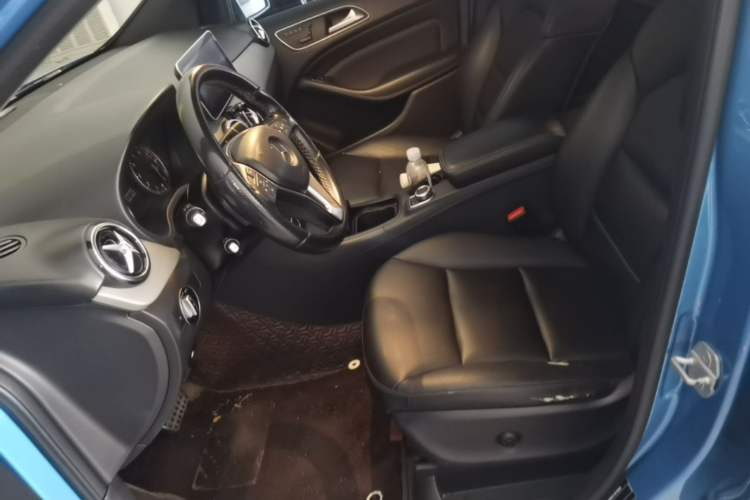 Used Mercedes-Benz B-Class 2012 B 200 Driver Seat