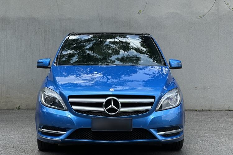 Used Mercedes-Benz B-Class 2012 B 200 Exterior 1