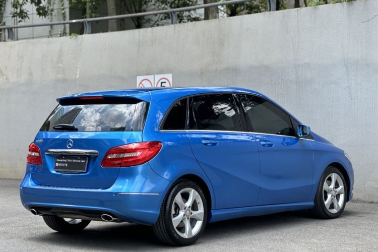 Used Mercedes-Benz B-Class 2012 B 200 Exterior 5