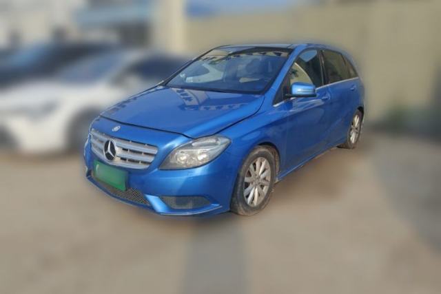 Ojetý Mercedes-Benz B-Class 2012 B 180