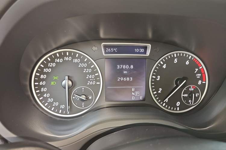 Used Mercedes-Benz B-Class 2012 B 180 Instrument Cluster