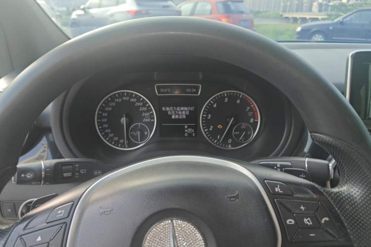 Used Mercedes-Benz B-Class 2012 B 180 Instrument Cluster