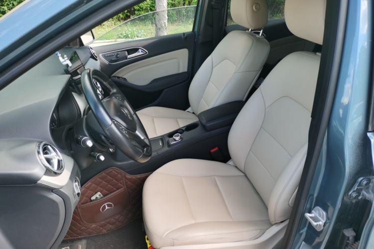 Used Mercedes-Benz B-Class 2012 B 200 Left Front Seat