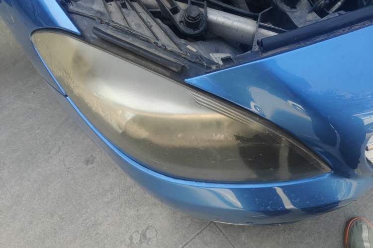 Used Mercedes-Benz B-Class 2012 B 180 Right Front Headlight