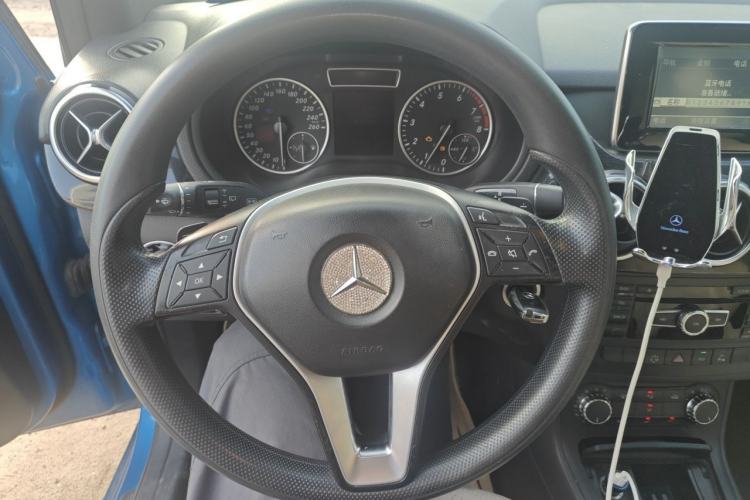 Used Mercedes-Benz B-Class 2012 B 180 Steering Wheel