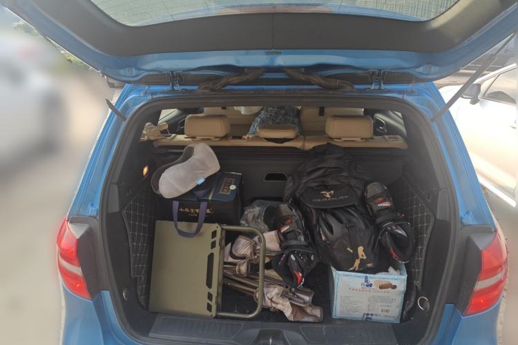 Used Mercedes-Benz B-Class 2012 B 180 Trunk