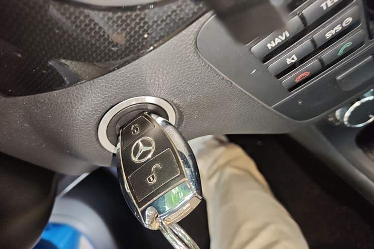 Used Mercedes-Benz B-Class 2012 B 180 Vehicle Key