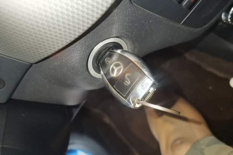 Used Mercedes-Benz B-Class 2012 B 200 Vehicle Key