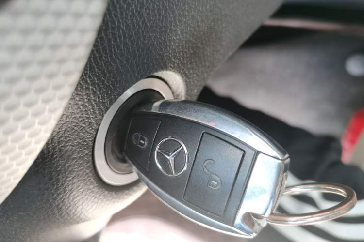 Used Mercedes-Benz B-Class 2012 B 200 Vehicle Key