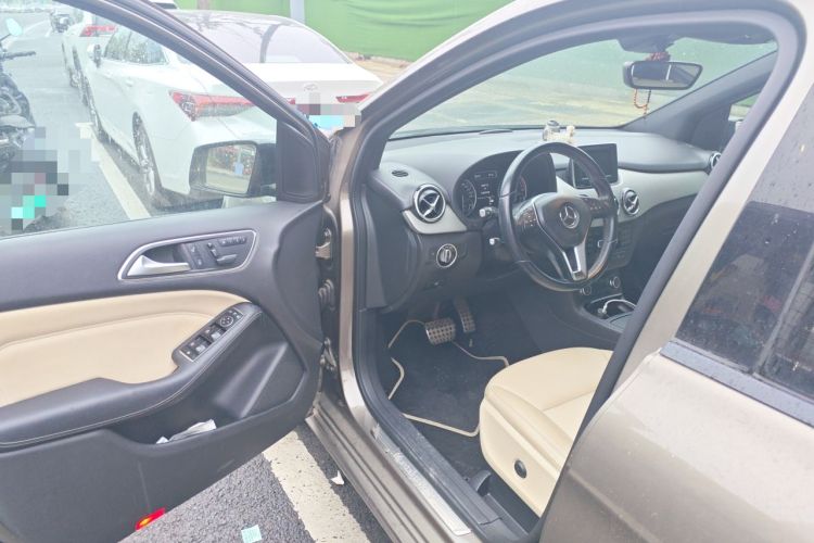 Used Mercedes-Benz B-Class 2012 B 200 Driver Seat