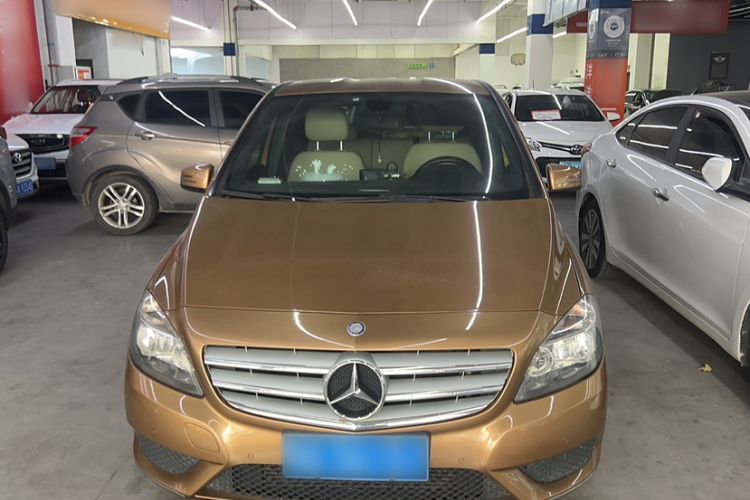 Used Mercedes-Benz B-Class 2012 B 180 Exterior 1