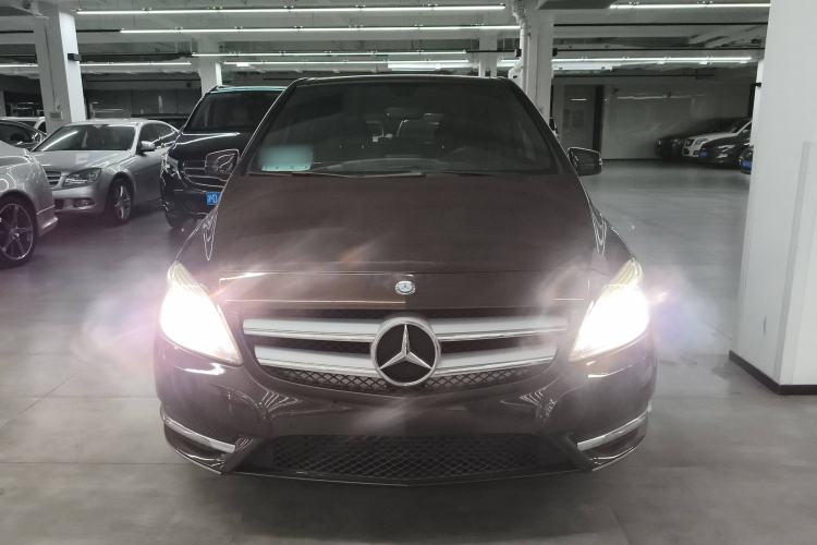 Used Mercedes-Benz B-Class 2012 B 200 Front