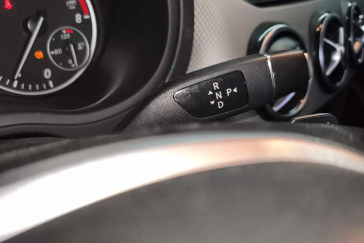 Used Mercedes-Benz B-Class 2012 B 200 Gear Lever