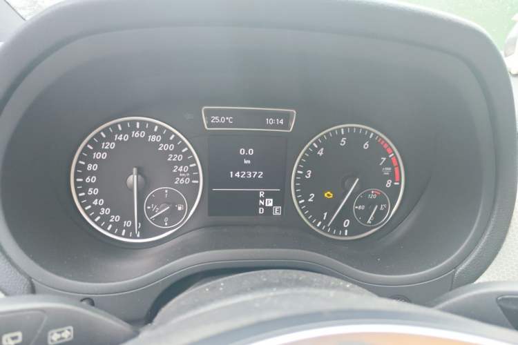 Used Mercedes-Benz B-Class 2012 B 200 Instrument Cluster