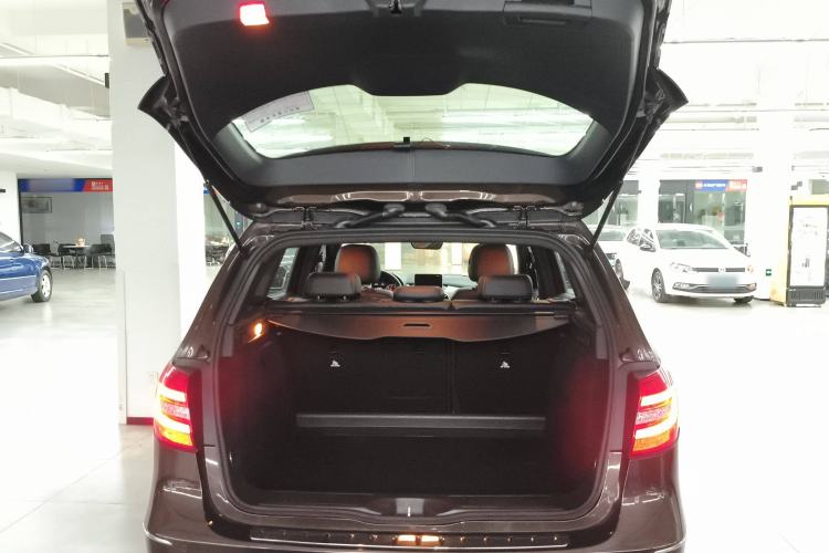 Used Mercedes-Benz B-Class 2012 B 200 Trunk